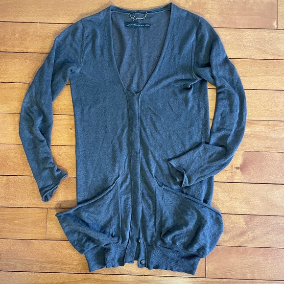 Line Chrome Sweater - Picture 3 of 12